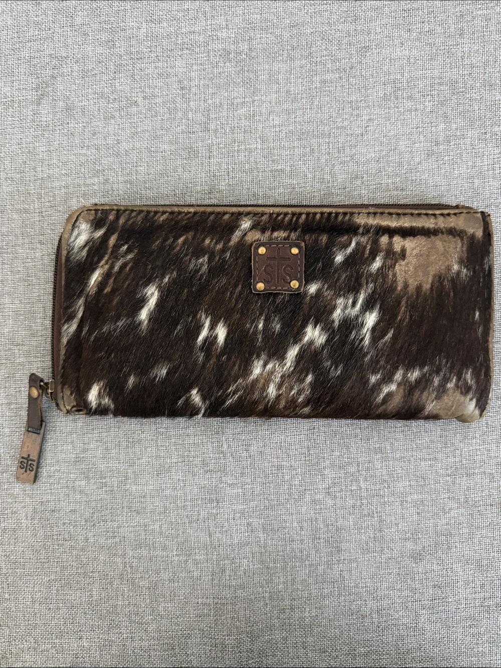 STS Ranchwear Brown and White Cowhide Zip Wallet